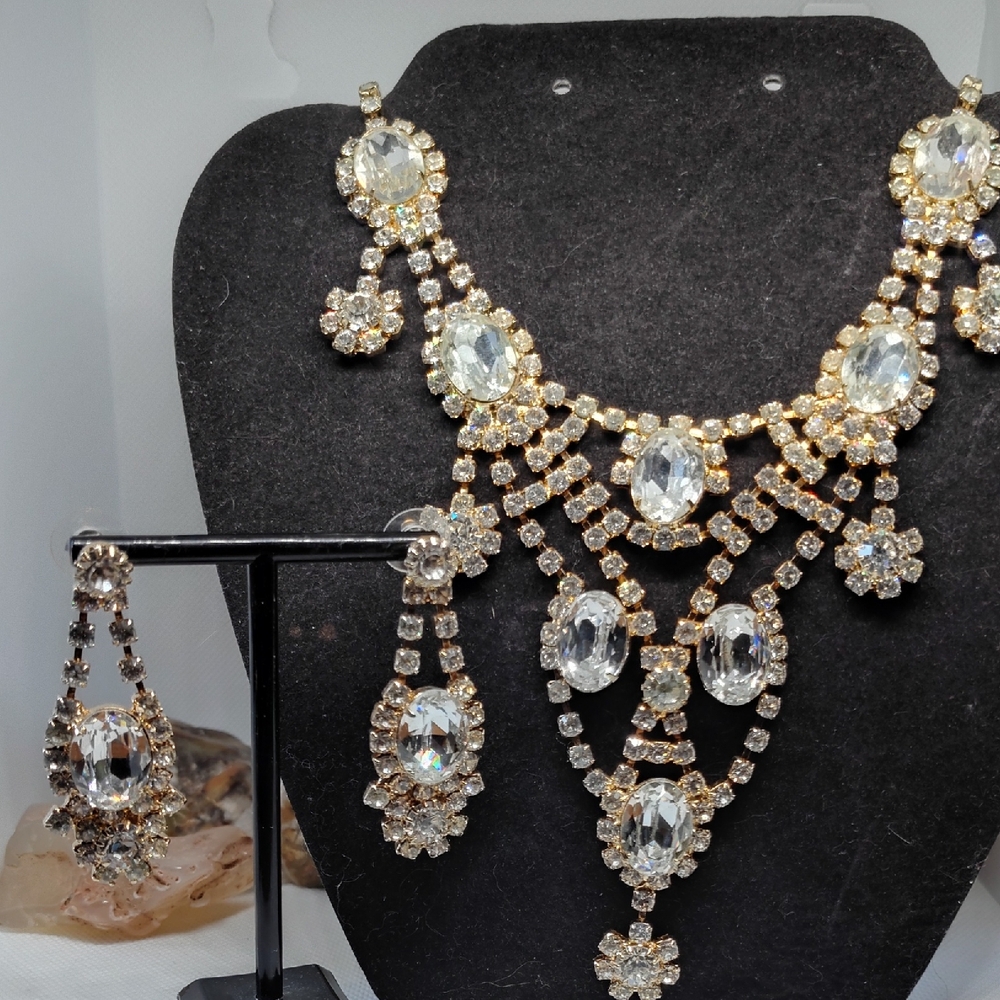 Vintage Crystal Gold tone Necklace and Earring Bridal Set